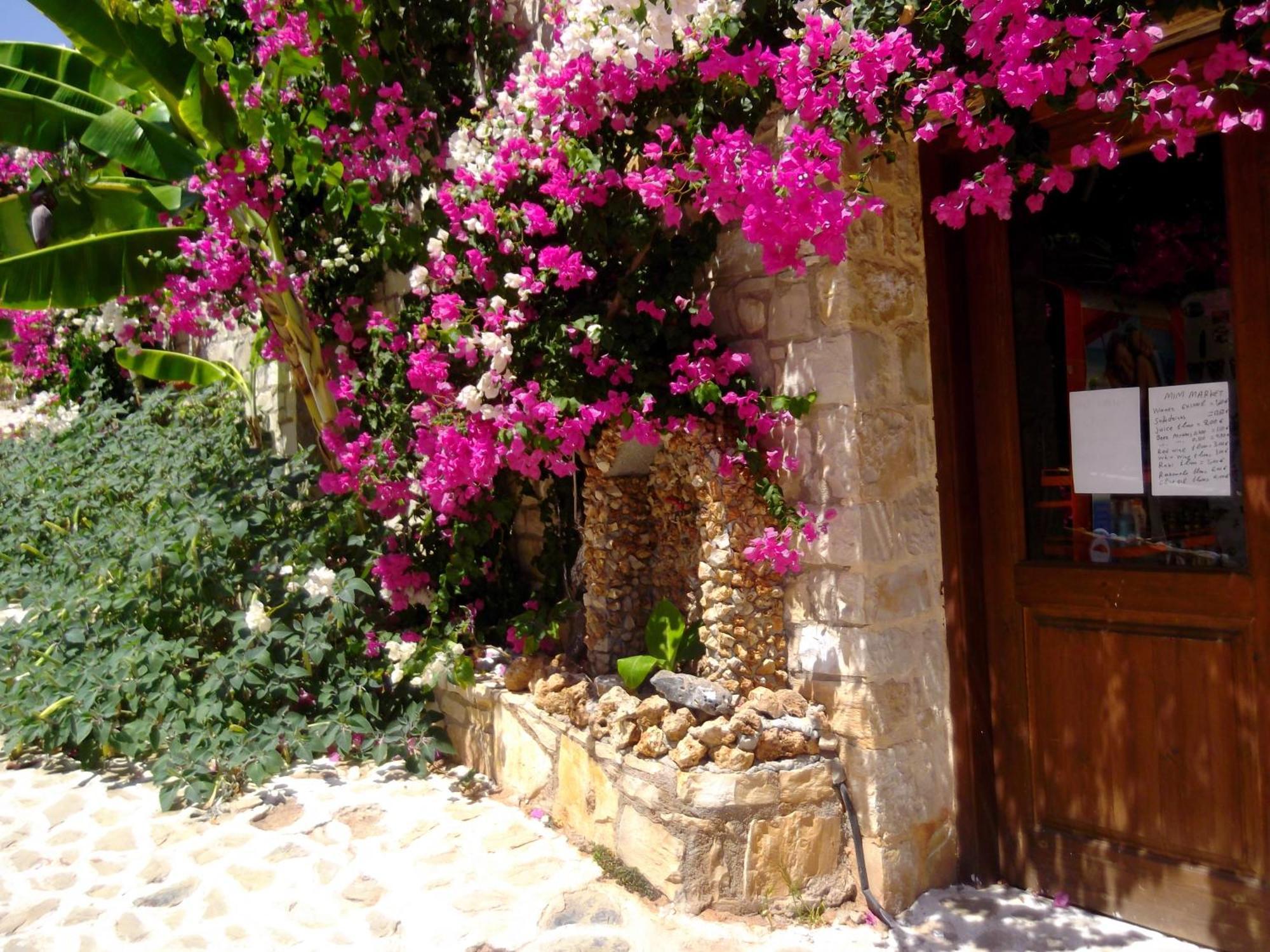 Bali  Stone Village Hotel Apartments מראה חיצוני תמונה