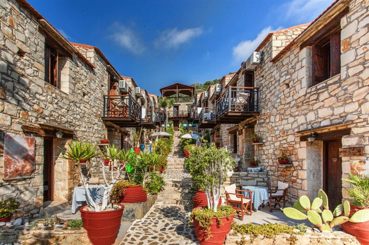 Bali  Stone Village Hotel Apartments מראה חיצוני תמונה